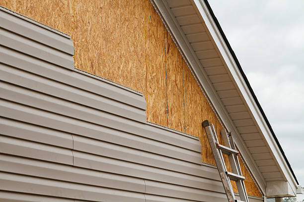 24/7 Emergency Vinyl Siding experts in Leechburg, PA